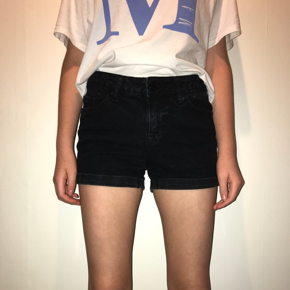 BDG black mid rise Alexa shorts